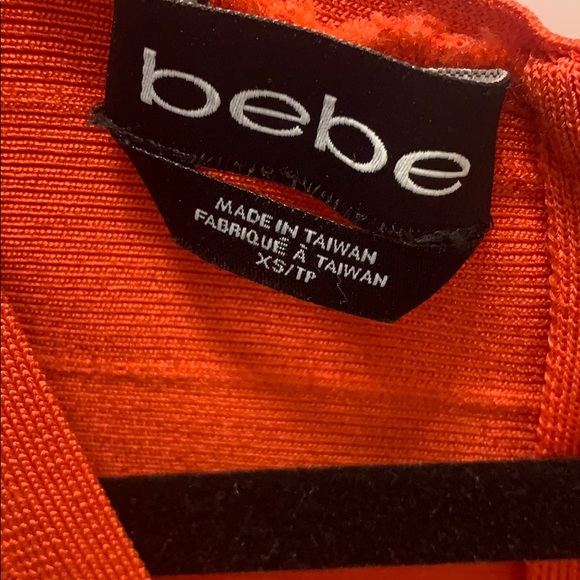 Short sleeve red dress - Picture 2 of 3